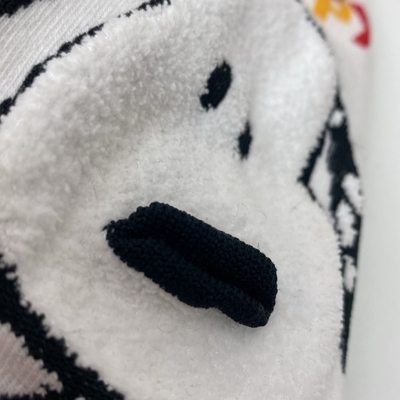 Super cute Snoopy ankle socks Peanuts from Korea fuzzy Snoopy face NWT - Picture 2 of 9